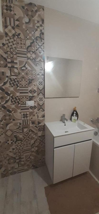 Apartament Central. Bloc Nou. Apartment Bacau Exterior photo
